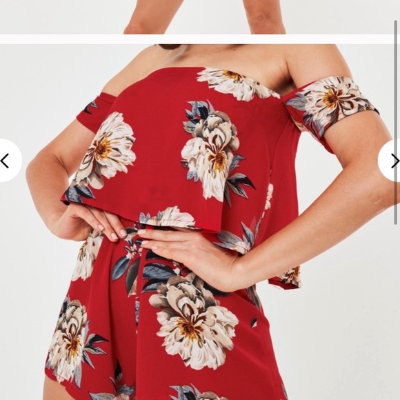 Misguided red floral romper - Picture 4 of 6